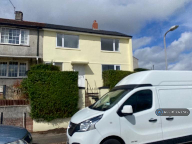 3 bedroom house in Channel View, Cwmbran, NP44 (3 bed) (#3027796)