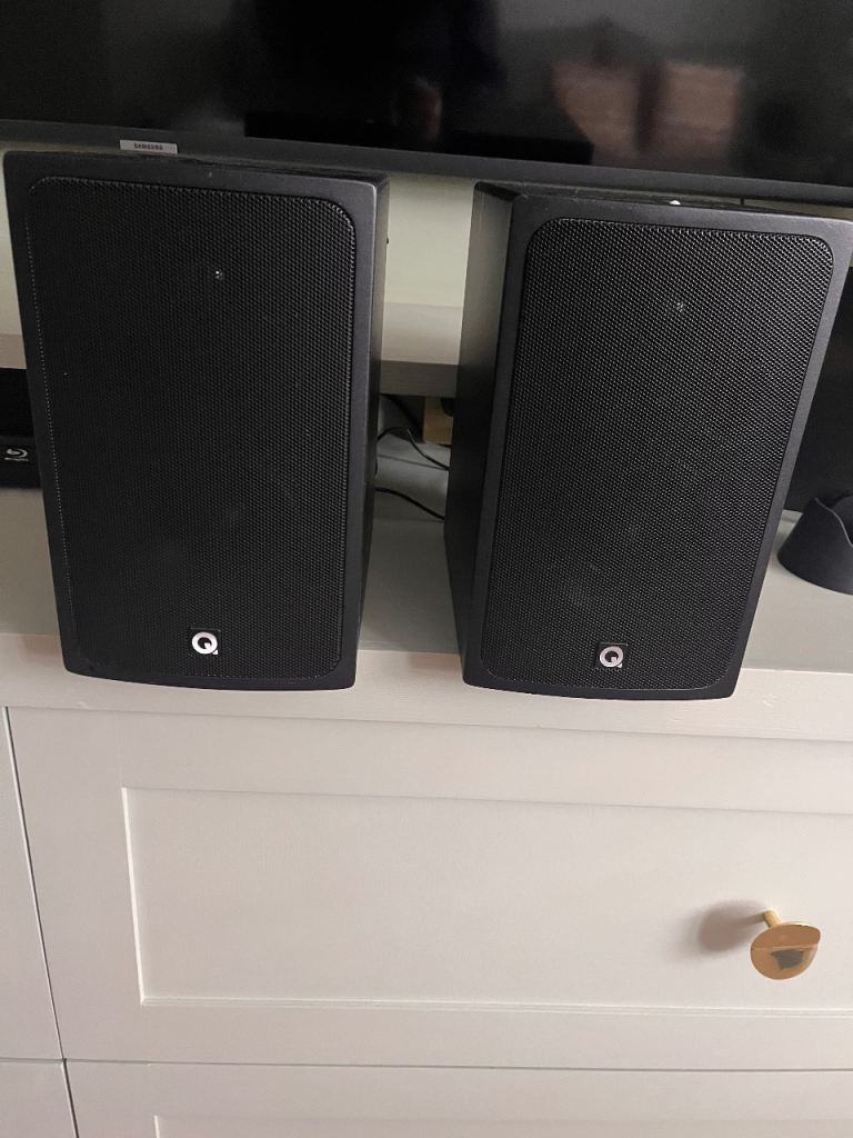 Q Acoustics BT3 speakers 
