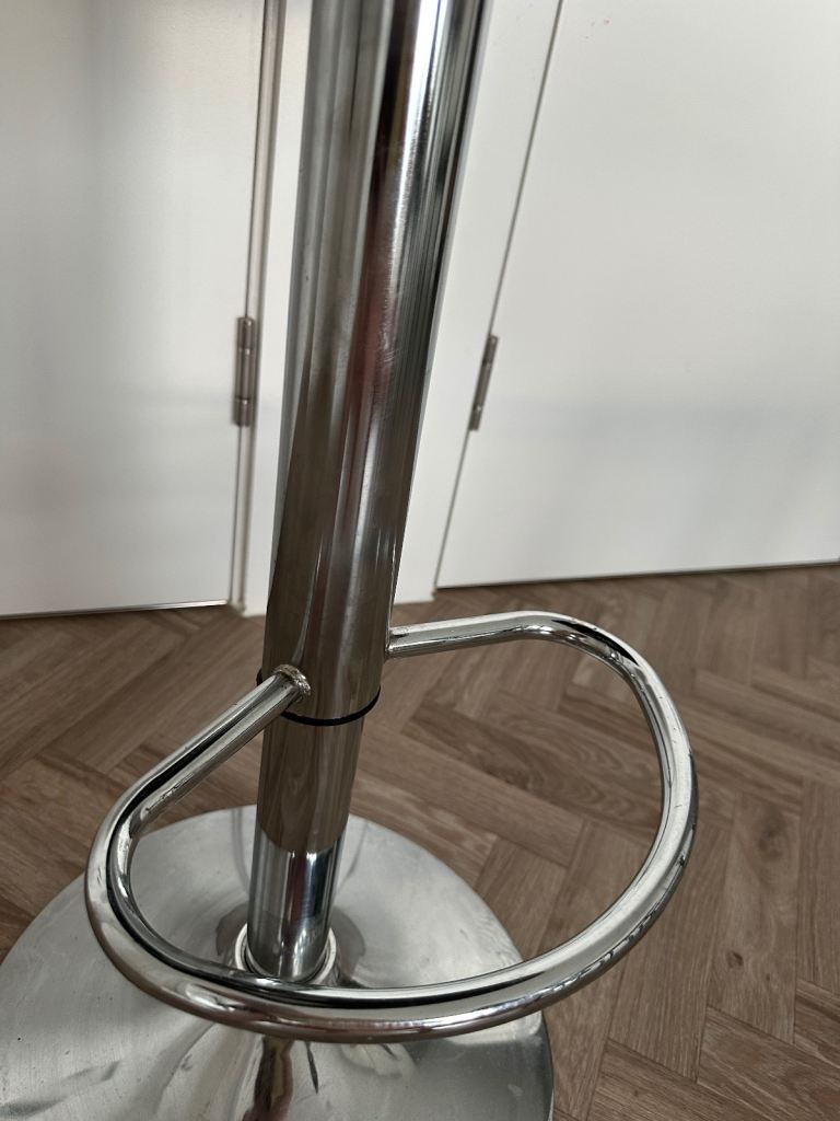 Bar stool dark brown color 