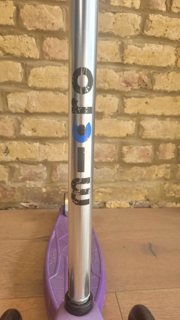 🛴 Micro Scooter – Purple – Adjustable Height 💜 