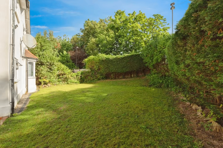 Spacious & Cosy double Room for Rent CR0 1JT