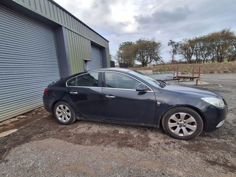 Vauxhall, INSIGNIA, Hatchback, 2011, Manual, 1956 (cc), 5 doors