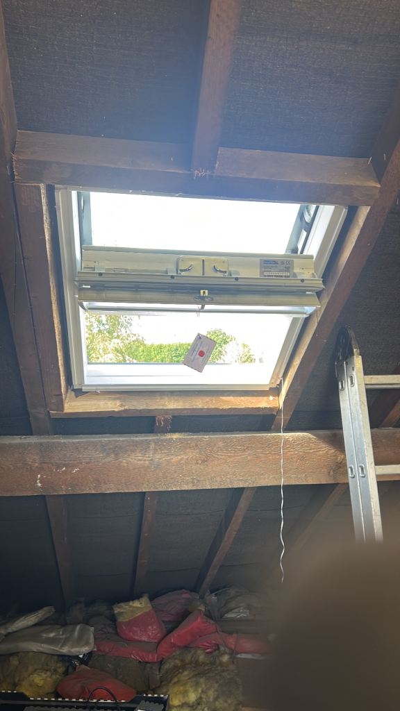 Velux roof windows any size £500 supplied and fitted 