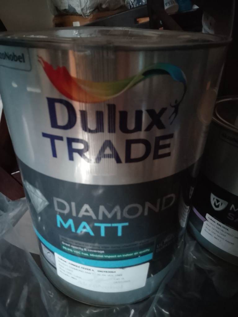 Dulux Trade Diamond Matt Paint – jungle fever color, New 5L