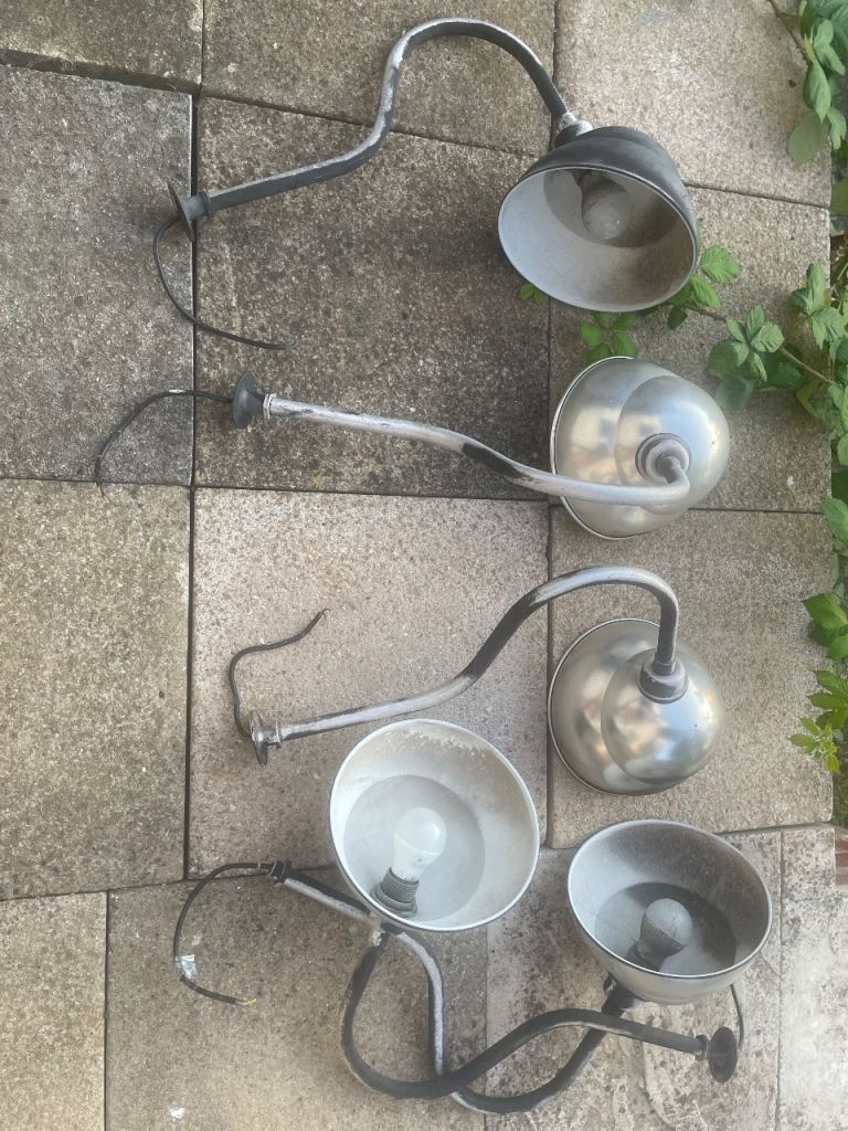 Shop Sign Display Lights - Free