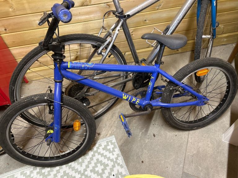 WIPE Blue BMX Bike – Fair Condition