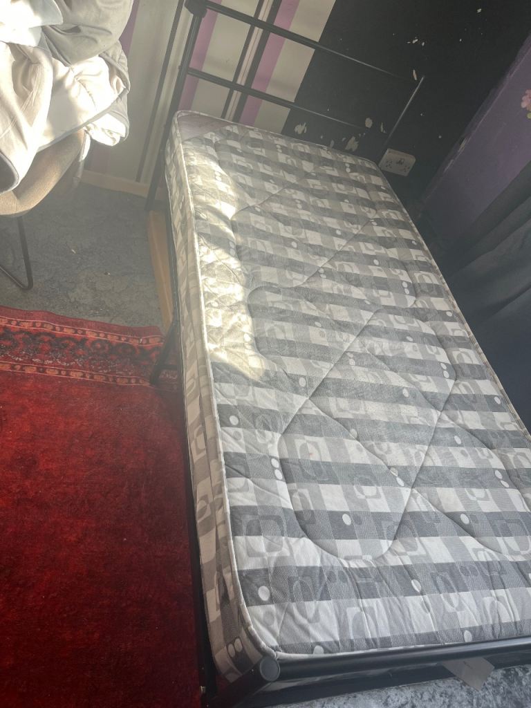 Single bed and mattress 