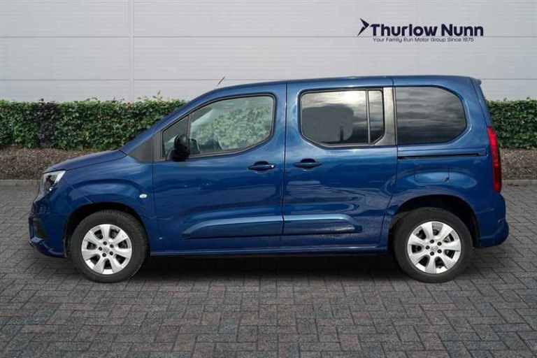 2022 Vauxhall Combo Life 1.5 Turbo D SE 5dr MPV DIESEL Manual
