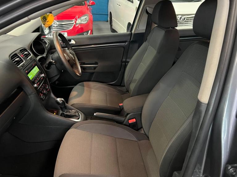 2012 Volkswagen Golf 1.6 TDI SE DSG Euro 5 5dr ESTATE Diesel Automatic