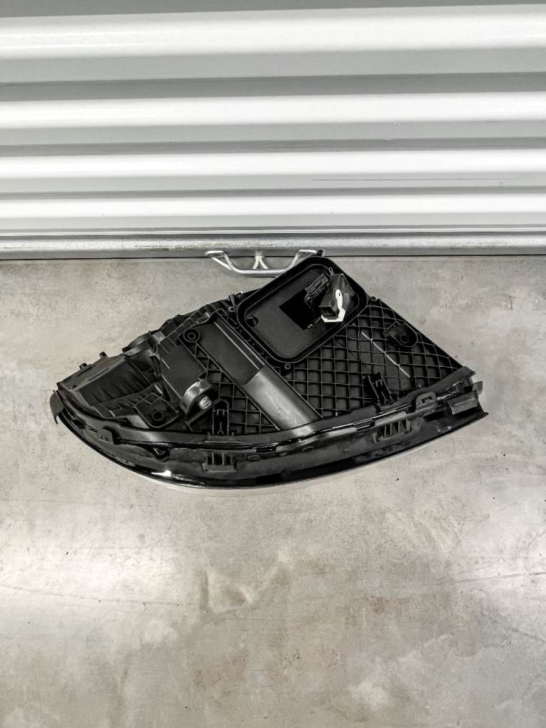 Genuine Pair Mercedes-Benz C CLASS W205 18 - 20 Multi Beam Headlights