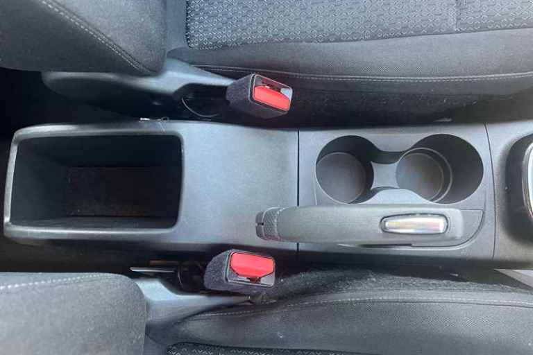 2019 Vauxhall Crossland X 1.2T ecoTec [110] SE 5dr [6 Speed] [S/S] HATCHBACK PETROL Manual