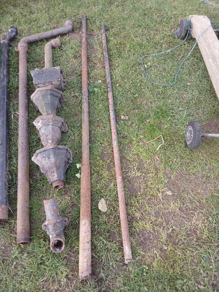 Choice of 2 strong solid iron posts - Rustic Look