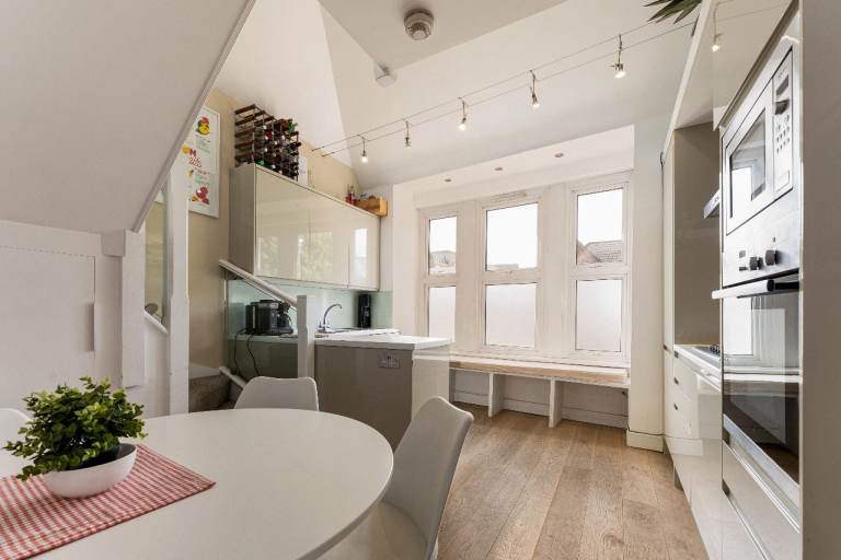2BR Short Term Rentals in Fulham (Tynemouth )