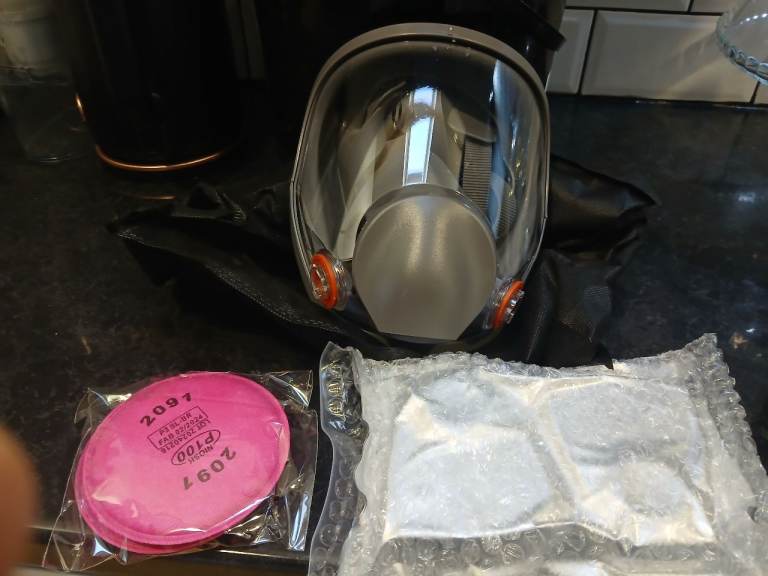 Brand New Full Face Respirator Mask, 6800 Gas Mask with Filter. Collection. Cash £10