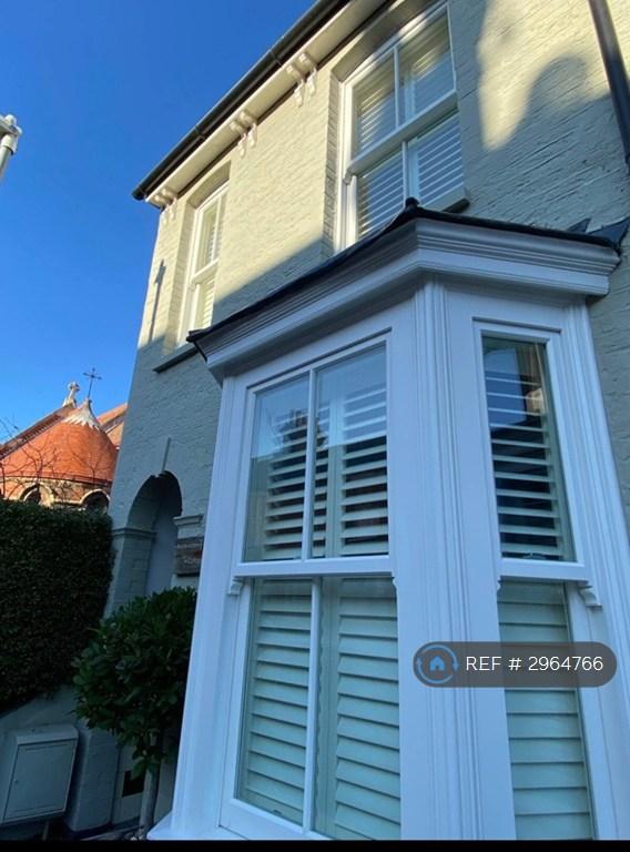 3 bedroom house in Sydenham St, Whitstable, CT5 (3 bed) (#2964766)