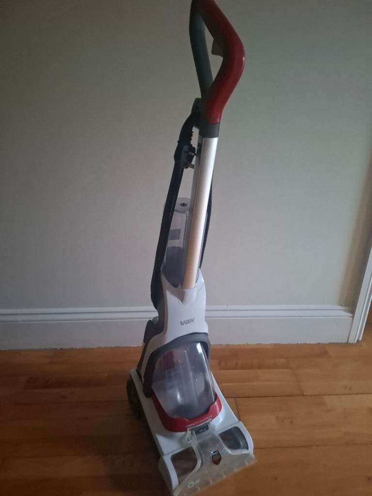 Carpet cleaner machine