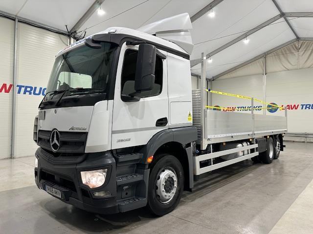 Mercedes-Benz Actros 2530 6x2 Rear Lift Dropside Scaffolding Truck