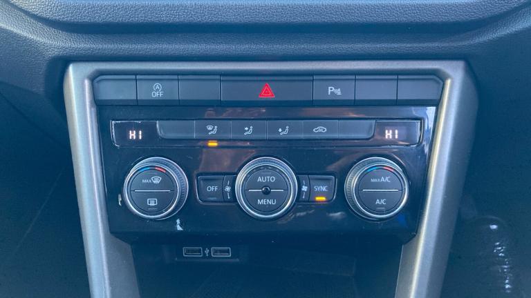 2020 Volkswagen T-Roc 1.0 TSI SE 5dr Petrol Hatchback Hatchback Petrol Manual