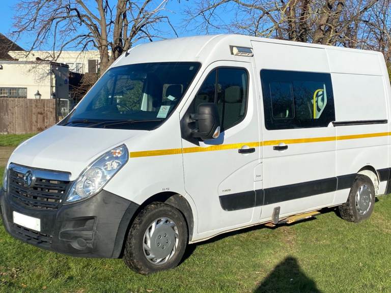 2018 68 Vauxhall Movano Welfare Van Crew Cab 6 seat ideal Camper van NO VAT 1 Owner Ford Transit 