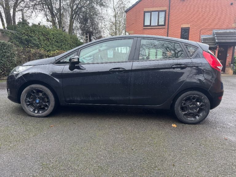 Automatic Ford, FIESTA, Hatchback, 1388 (cc), 5 doors