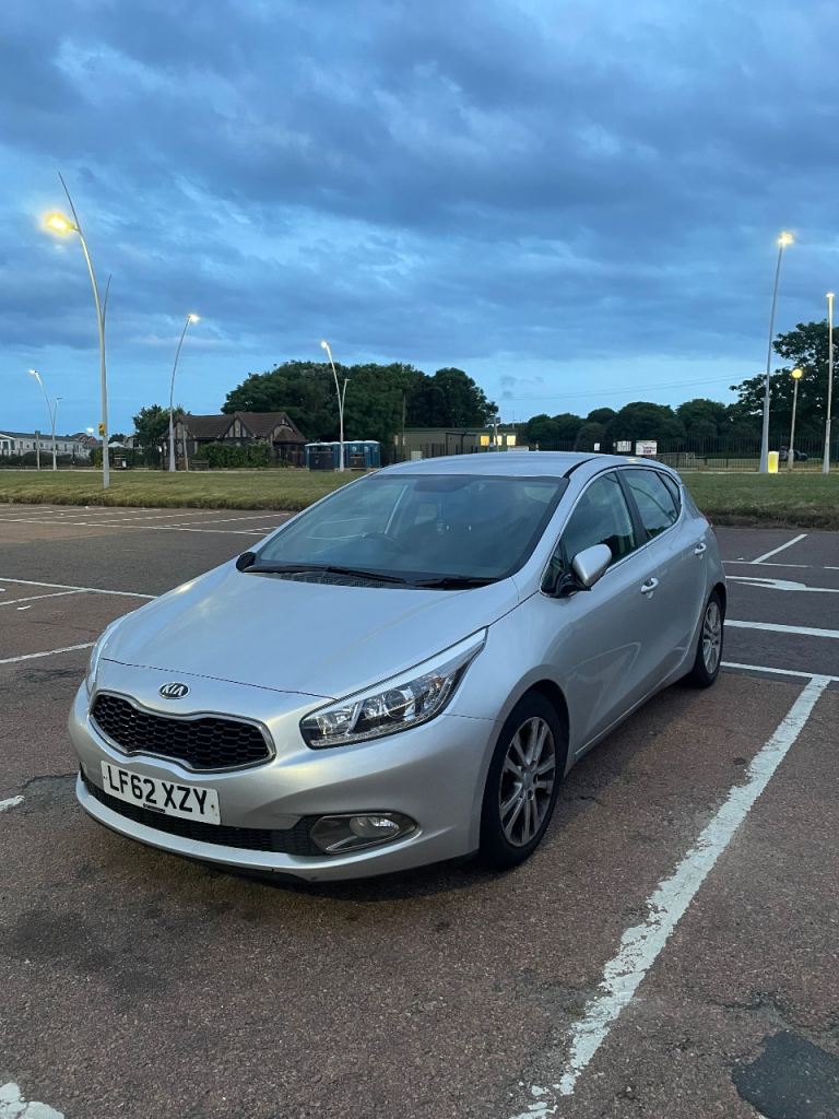 Kia, CEED, Hatchback, 2012, Manual, 1582 (cc), 5 doors