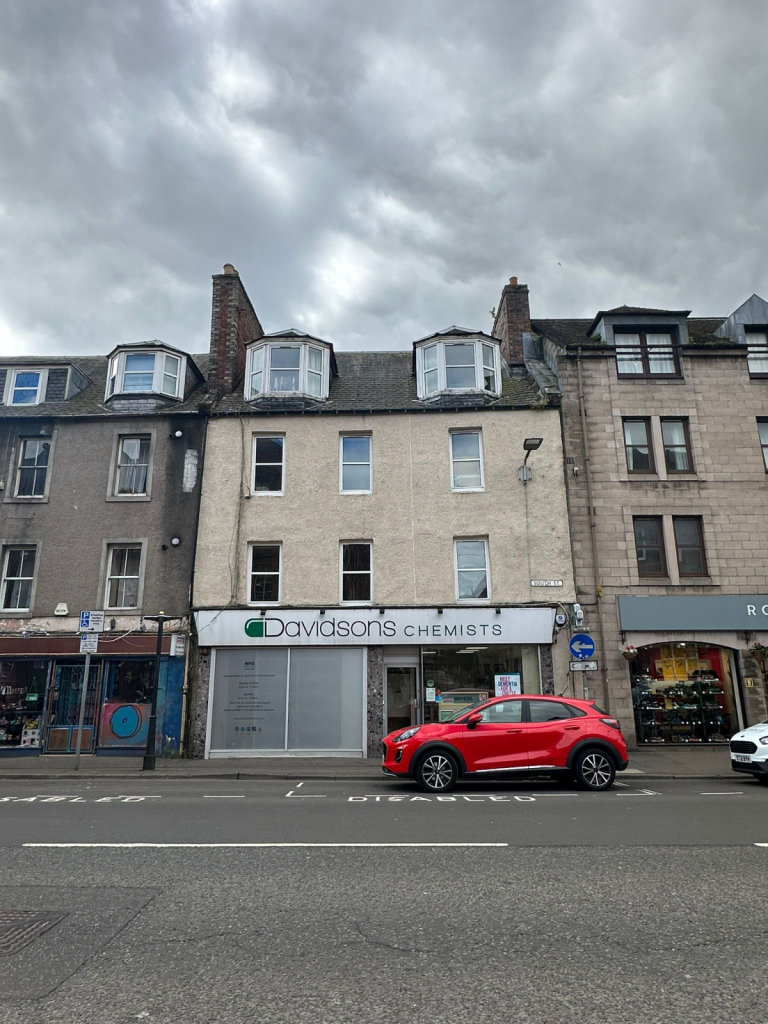 2 bedroom flat in 96A South Street, Perth, Perth And Kinross, PH2 8PD