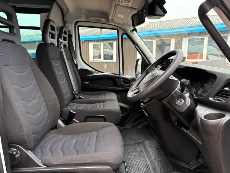 2019 Iveco Daily 3.0 HPI Welfare Van With TailLift NA Diesel Manual