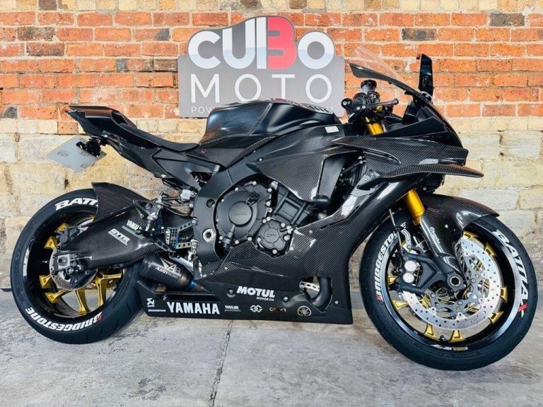 YAMAHA R1 YZF 2018 18