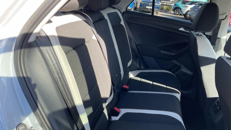 2018 Volkswagen T-Roc 1.6 TDI SEL 5dr HATCHBACK DIESEL Manual