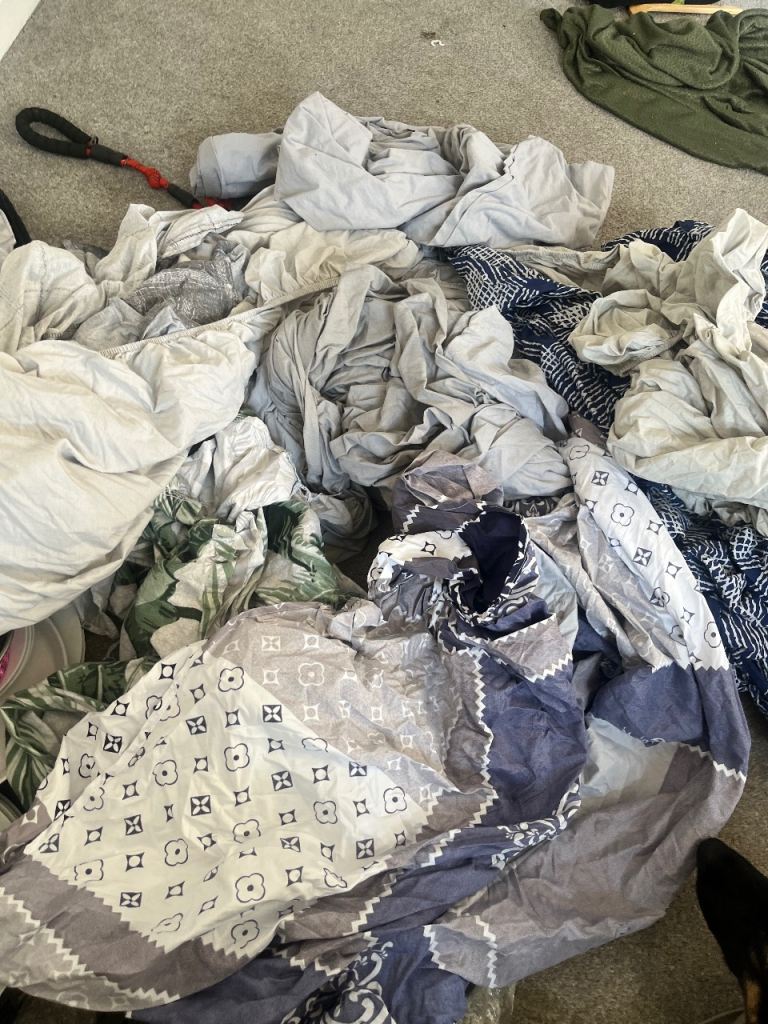 FREE - King size & double Duvet & bed sheets 