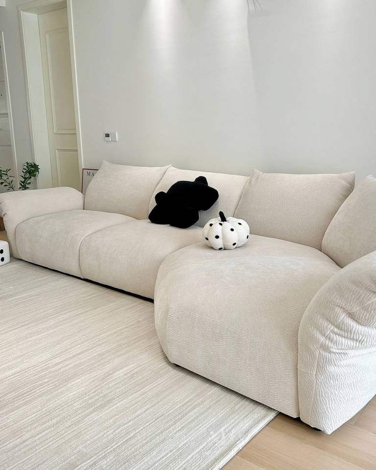 Modern Cream Fabric Sofa – Good Condition, Modular
