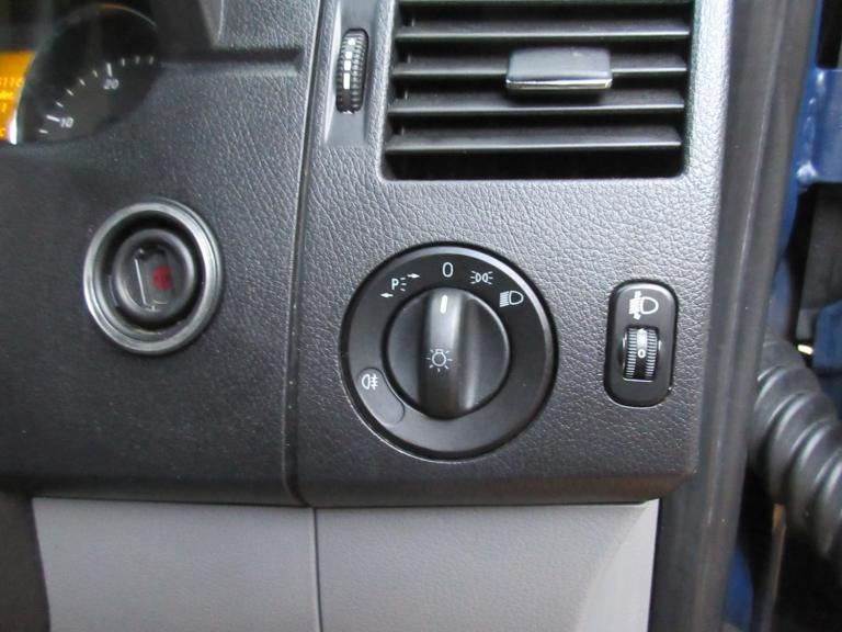 2014 Mercedes-Benz Sprinter 316 2.1CDi 3.5T L2H2 MWB MED ROOF [Email address removed. Click Email...