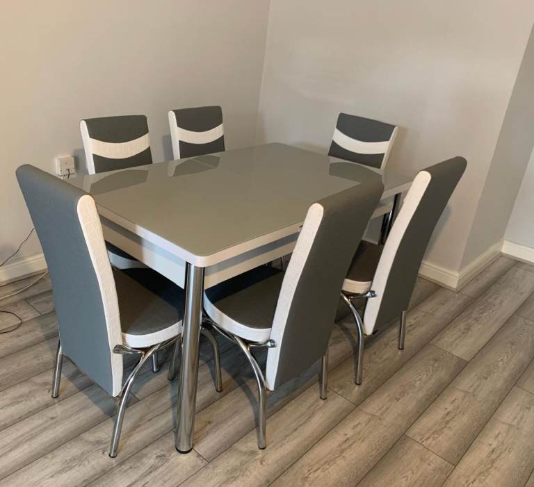 Modern Grey Extendable Dining Table with 6 chairs - Brand New -£250