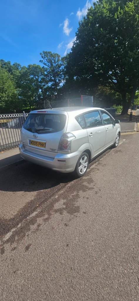 Toyota Corolla Verso 7 Seater U.L.E.Z Long M.O.T 