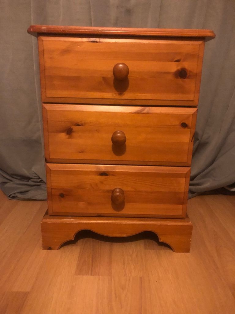 Pine drawers 