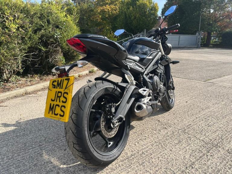 2017 17 TRIUMPH STREET TRIPLE S 765 NAKED BLACK 765S HISTORY HPI CLEAR
