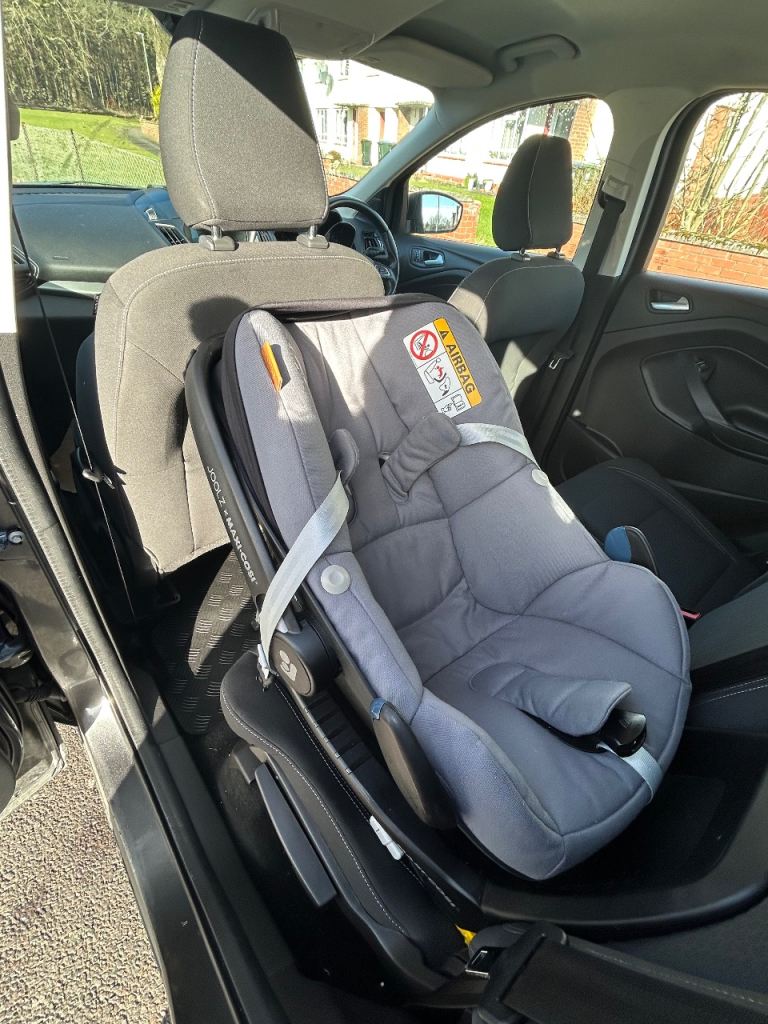 Maxi-Cosi car seat and isofix 