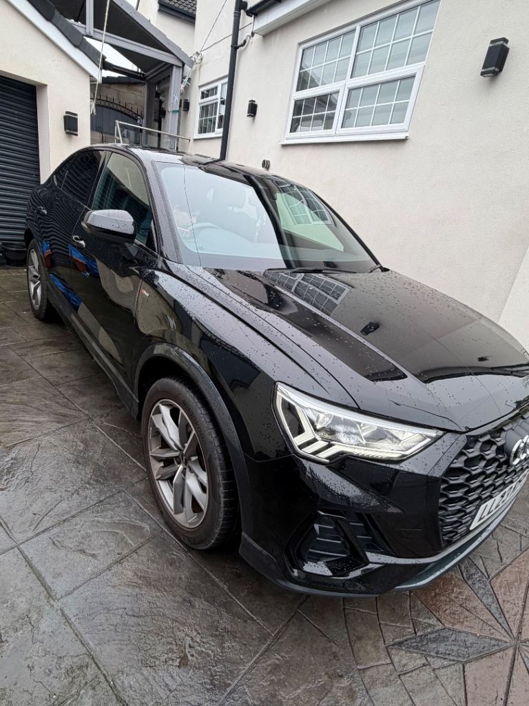 AUDI Q3 1.4 TFSIE 45 VORSPRUNG SPORTBACK 5DR PETROL PLUG-IN HYBRID black edition