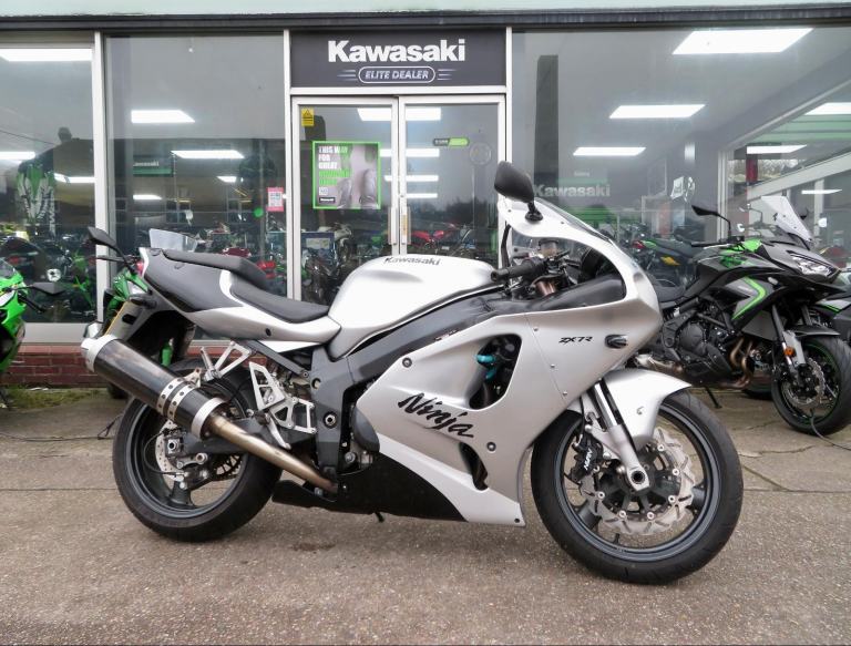 KAWASAKI NINJA ZX-7R P4 1999