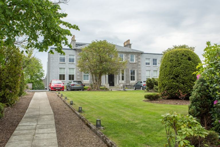 2 bedroom flat in Great Western Road, West End, Aberdeen, AB10 6PP
