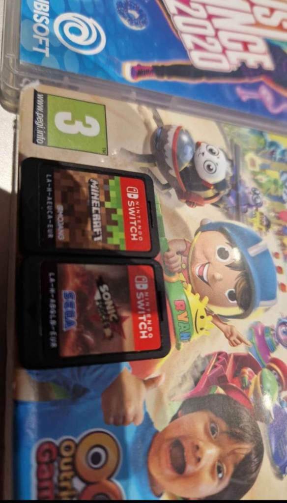 Nintendo switch and 4 games