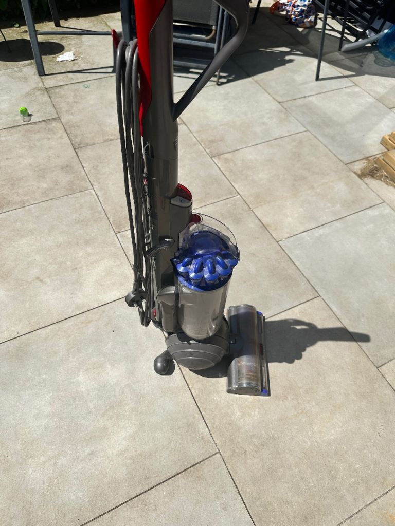 Dyson vacuum cleaner 