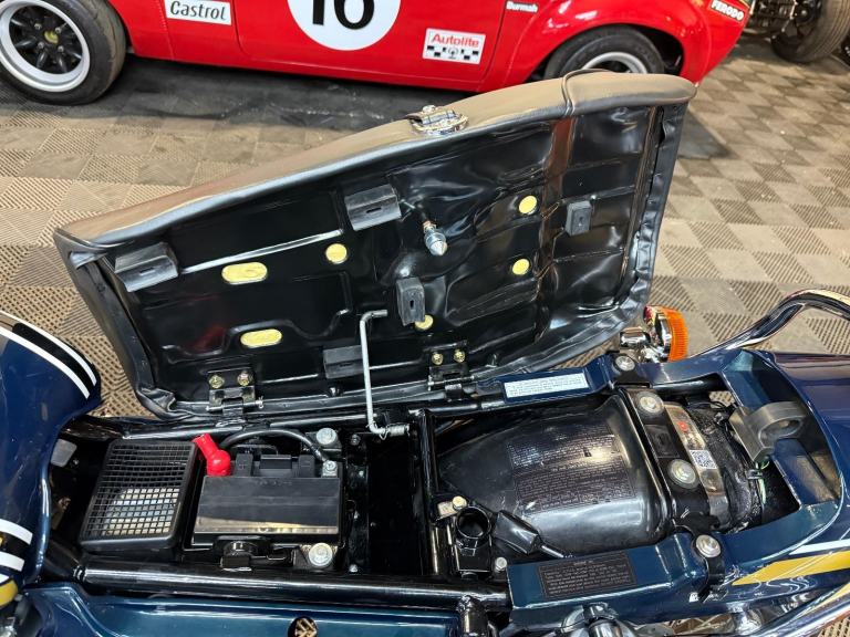 1974 Kawasaki Z1 B 900, restored and owned by Allan Millyard, outstanding, px 