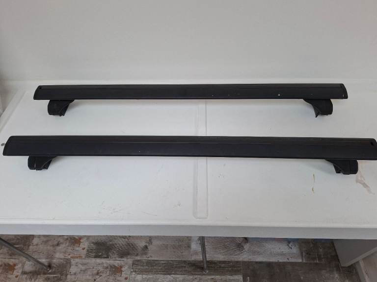 Cruz Roof Bars BWM 5 Series Touring