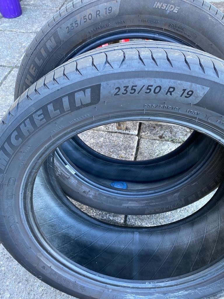 235/50/19 Michelin Tyre