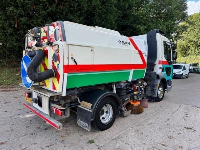 2019 19  DAF LF 180 E6 LHD Scarab Merlin dual sweep road sweeper