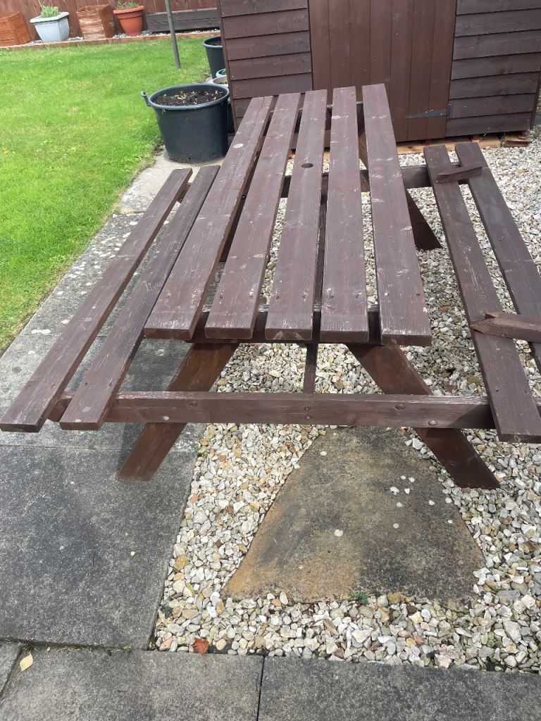 Garden table bench