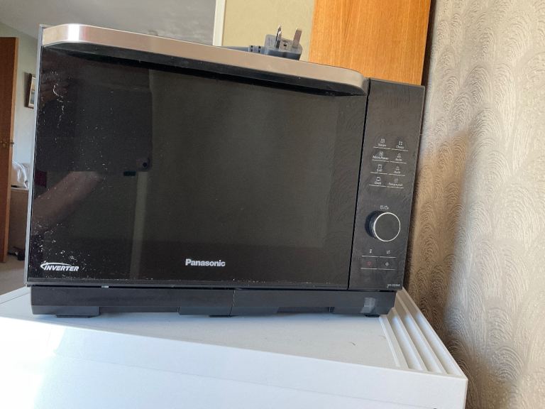 Microwave, grill, oven and steamer