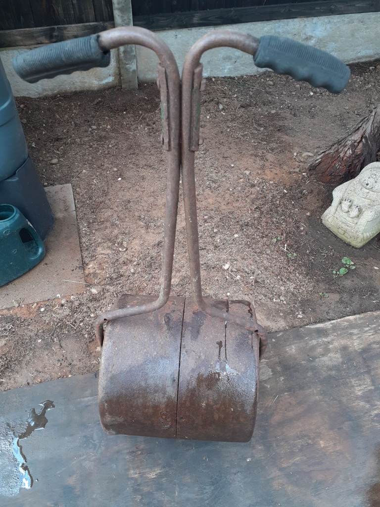 Vintage Garden, Grass Roller