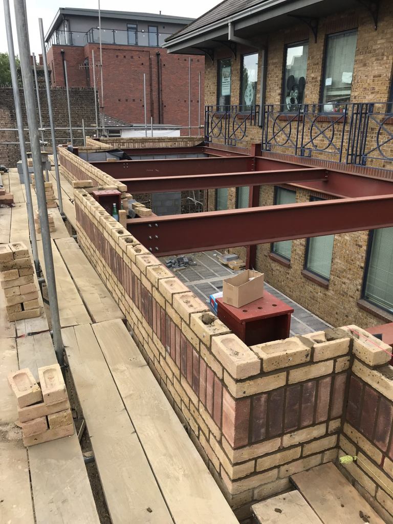 Professional Bricklayers and Pointers available 